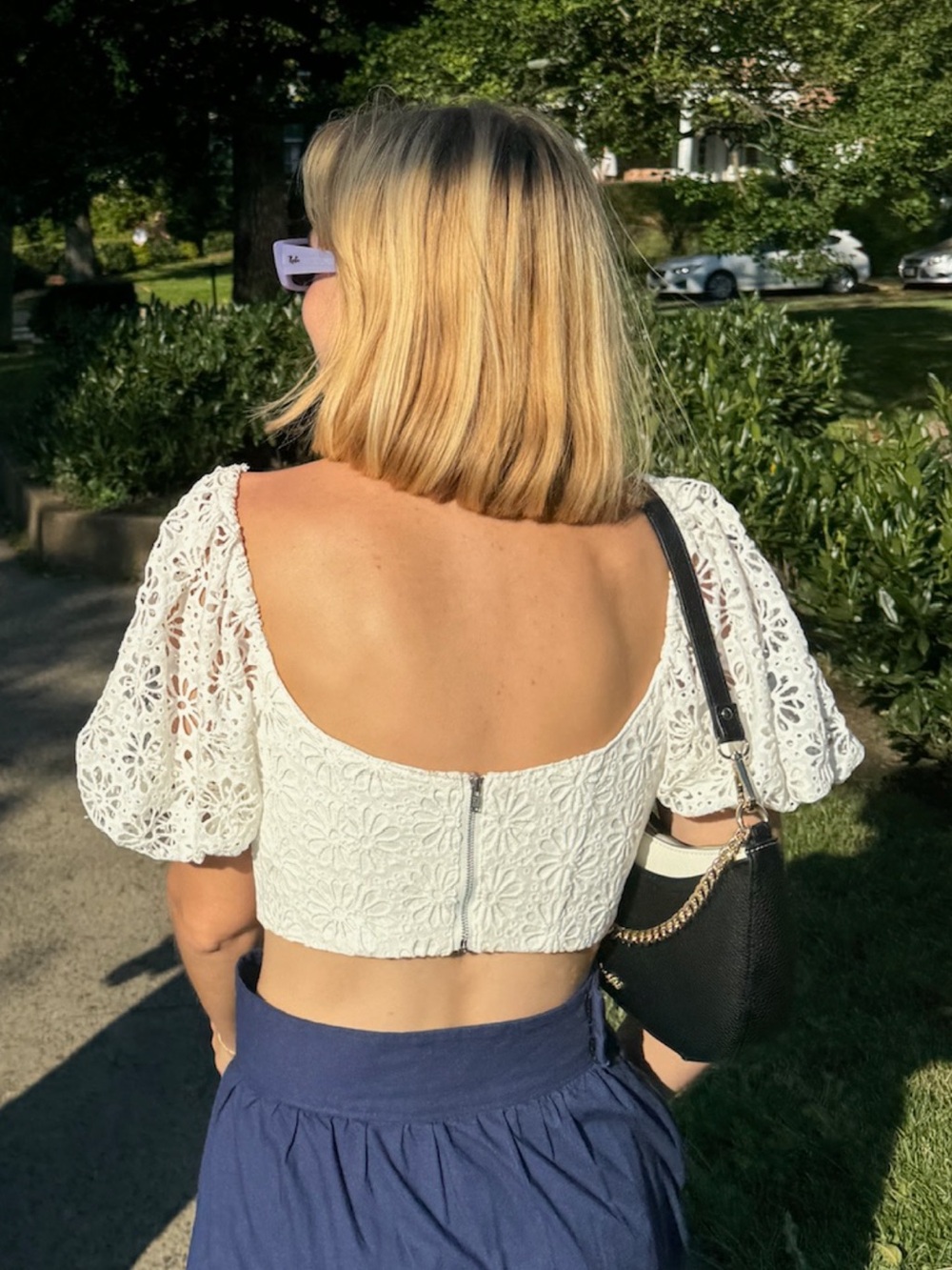 White Eyelet Puff-Sleeve Corset Top - Women - Picture 2 of 6